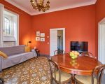 ferienwohnung-cu-viva-wohnraum-mit-sofa.jpg