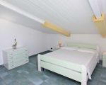 ferienwohnung-dedalo-doppelbett.jpg