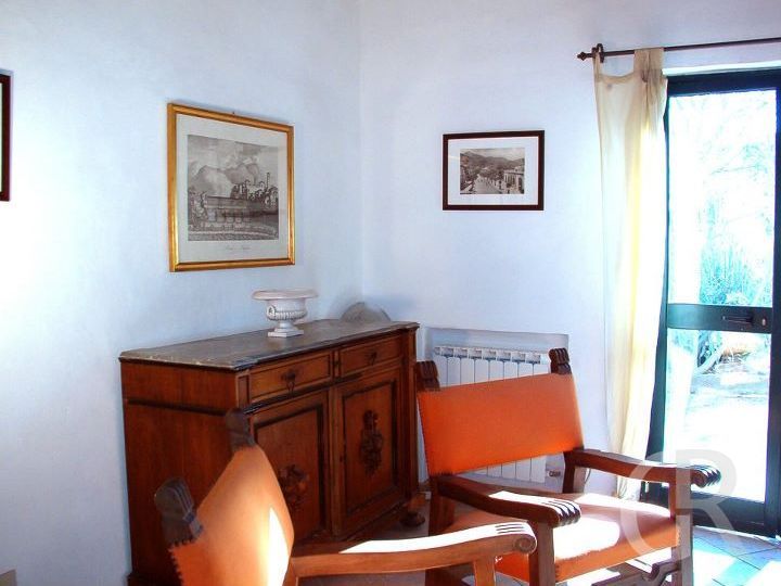 ferienwohnung-draco-wohnbereich.jpg