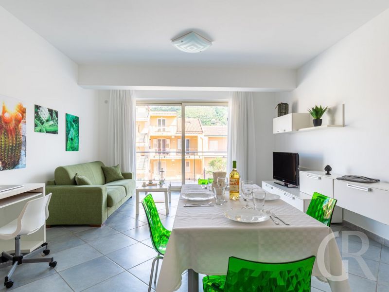 ferienwohnung-pistacchio-wohnraum.jpg