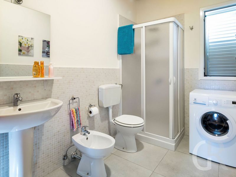 ferienwohnung-sirena-badezimmer.jpg