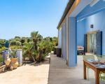 pigna-blue-helle-terrasse.jpg