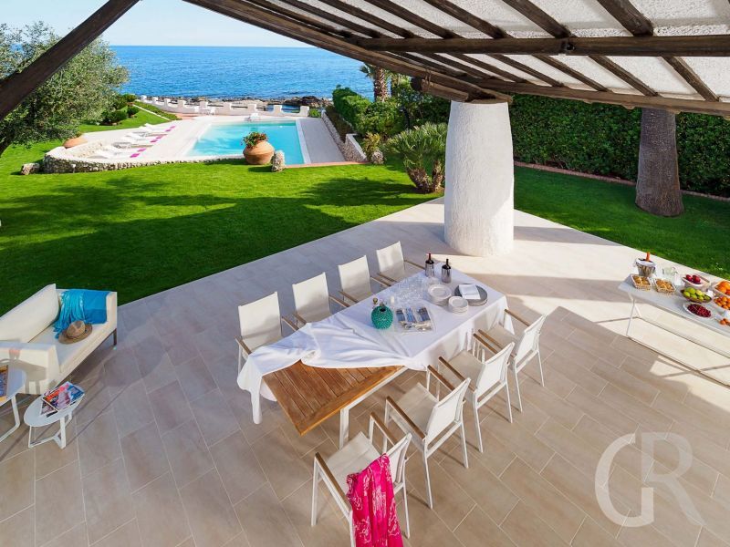 villa-blue-moon-grosse-terrasse.jpg