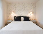 villa-blumarine-schlafberfeich-mkit-bett.jpg