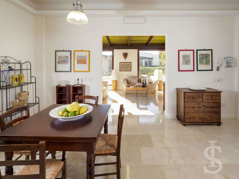 villa-cala-mancina-essbereich-im-wohnraum.jpg