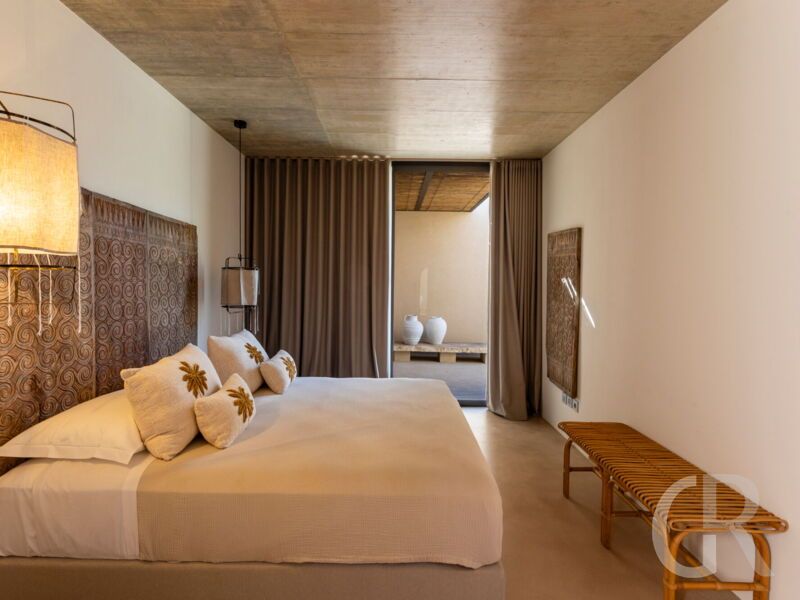 villa-calamare-doppelbett-im-schlafbereich.jpg