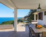 villa-coralia-terrasse-mit-meerblick.jpg