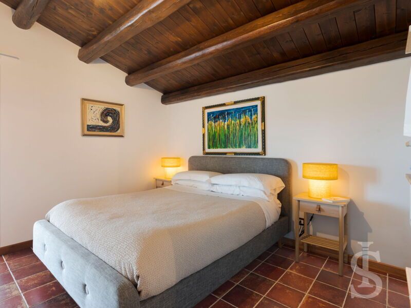 villa-corte-antigua-franzoesisches-bett.jpg