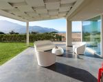 villa-dolce-vita-grosszuegige-terrasse.jpg