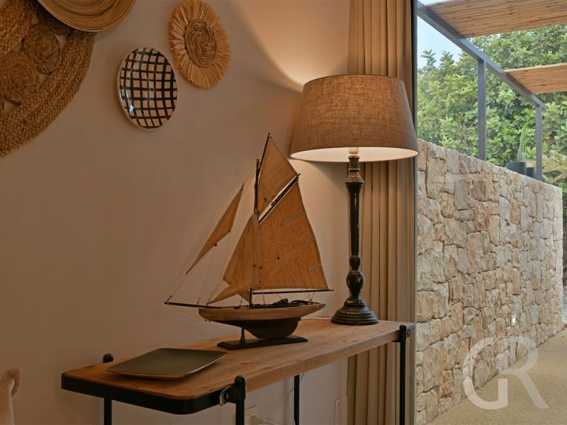 villa-fedra-kommode.jpg