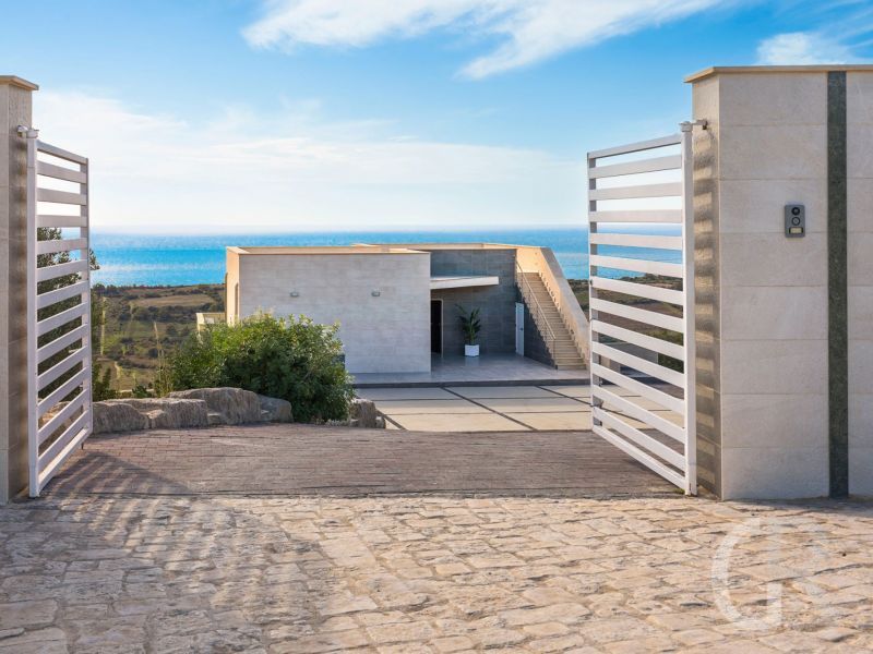 villa-giglio-di-mare-zufahrt.jpg