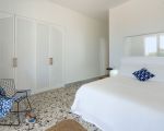 villa-la-belle-schrank-im-schlafraum.jpg