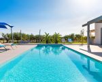 villa-mia-blick-auf-das-schwimmbad.jpg