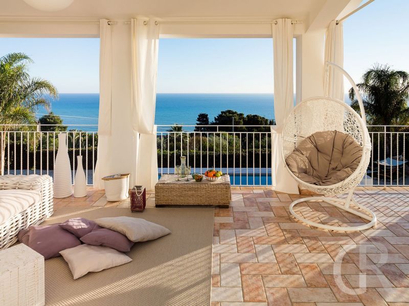 villa-pales-blick-von-der-terrasse.jpg