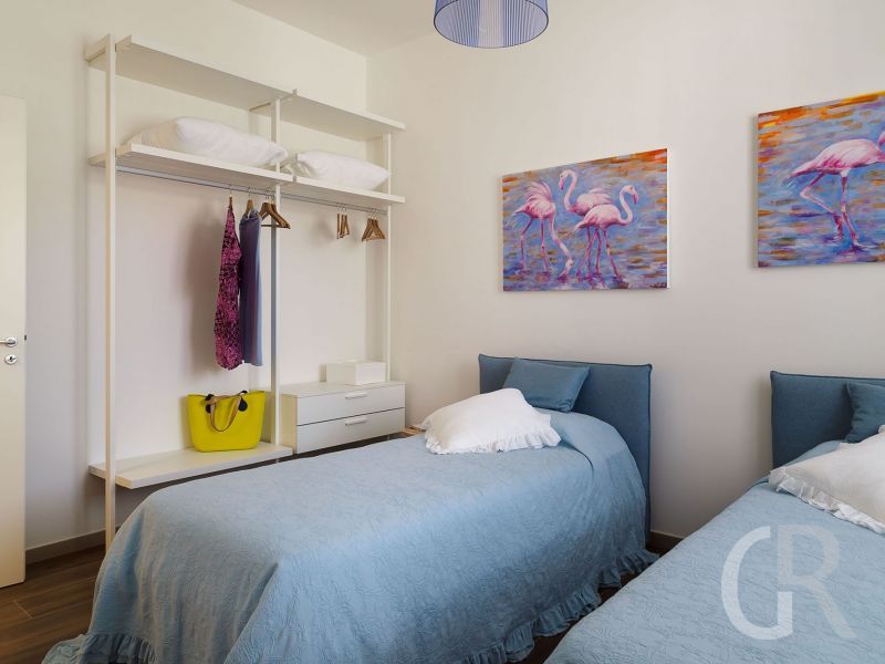 villa-pietra-del-sole-schlafzimmer-mit-einzelbetten.jpg
