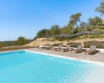 casa-tancredi-schwimmbad-mit-liegen.jpg