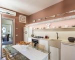 ferienwohnung-dimora-moderne-kuechenzeile.jpg