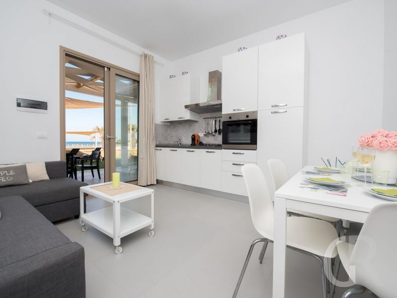 ferienwohnung-due-moderne-kueche.jpg