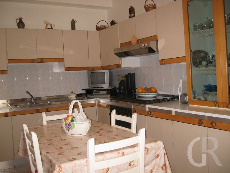 ferienwohnung-gelso-esstisch.JPG