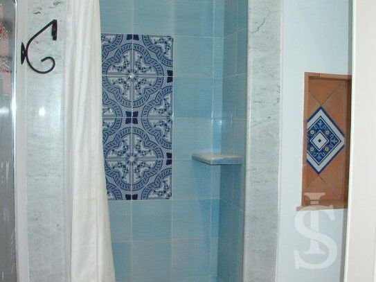 ferienwohnung-la-pagliera-dusche.jpg