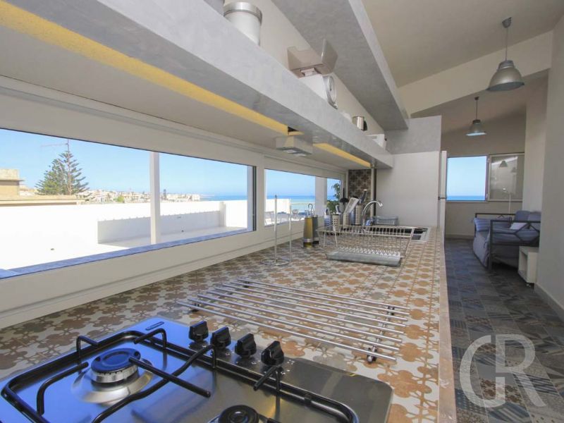 ferienwohnung-pitagora-blick-aus-der-kueche.jpg