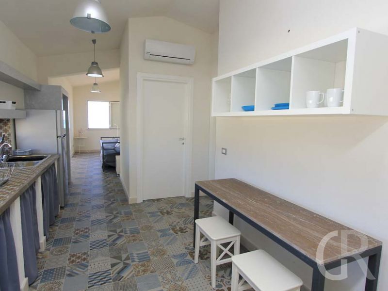 ferienwohnung-pitagora-blick-in-die-kueche.jpg