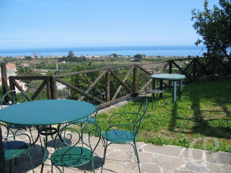 ferienwohnungen-im-agriturismo-blick-von-der-terrasse.jpg