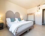 villa-auliva-doppelbett.jpg