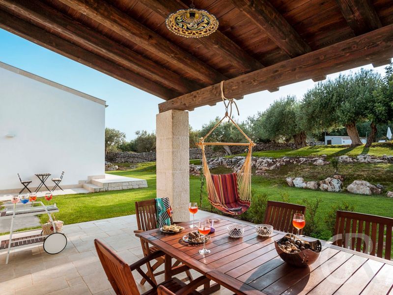 villa-corte-moscata-blick-in-den-garten.jpg