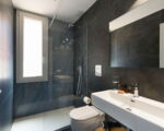 villa-dolce-vita-badezimmer-mit-spiegel.jpg