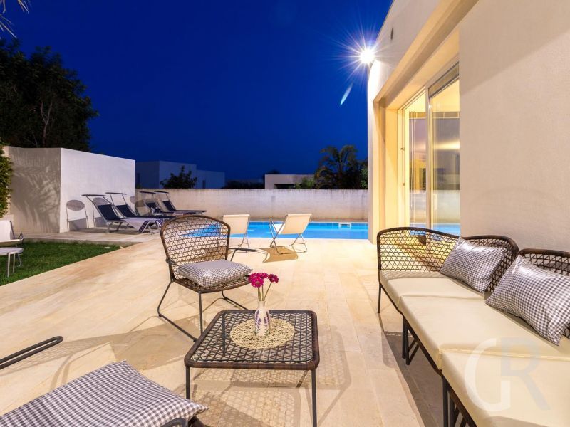 villa-federica-am-abend.jpg