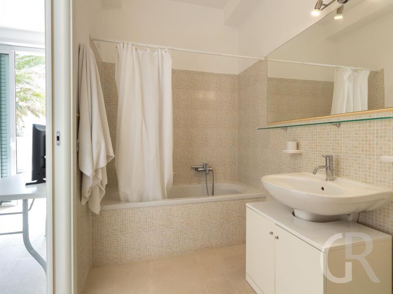 villa-federica-bad-mit-wanne.jpg
