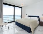 villa-hermes-schlafzimmer-mit-meerblick.jpg
