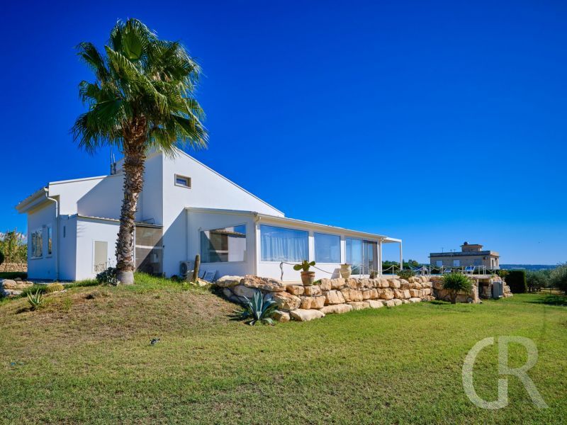 villa-ibla-haus-mit-garten.jpg