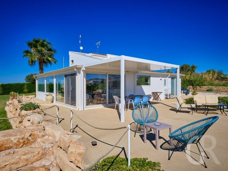 villa-ibla-terrasse-am-ferienhaus.jpg