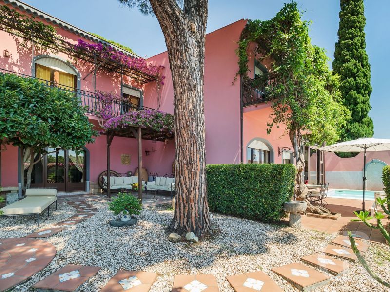 villa-la-boheme-garten.jpg