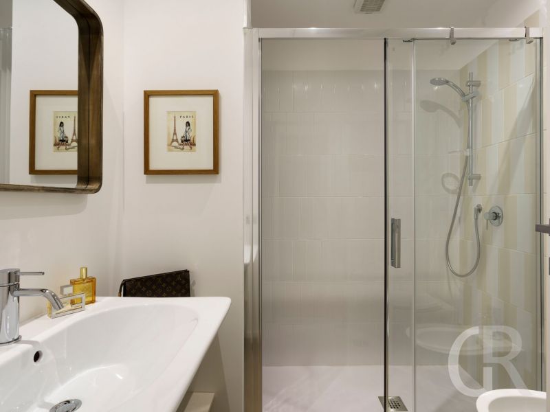 villa-meravilla-dusche.jpg