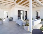 villa-rosmarino-ueberdachte-terrasse.jpg
