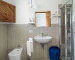 villa-salinella-badezimmer.jpg