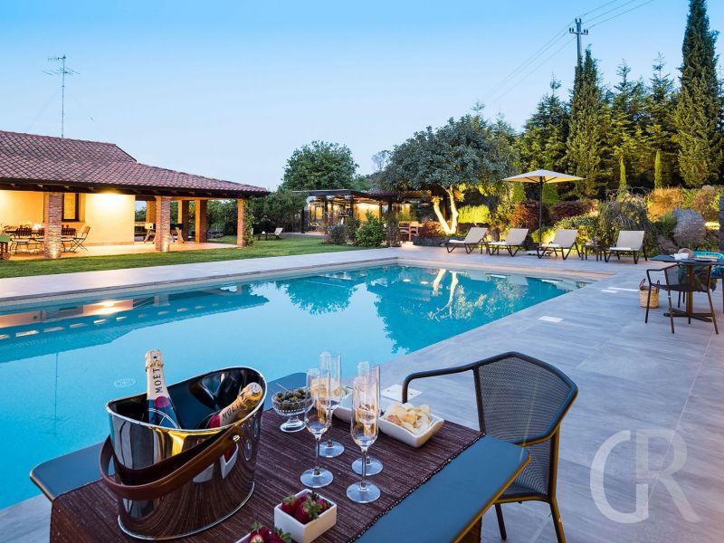 villa-viagrande-blick-auf-die-villa.jpg