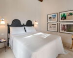 villa-ziguli-grosses-weisses-bett.jpg