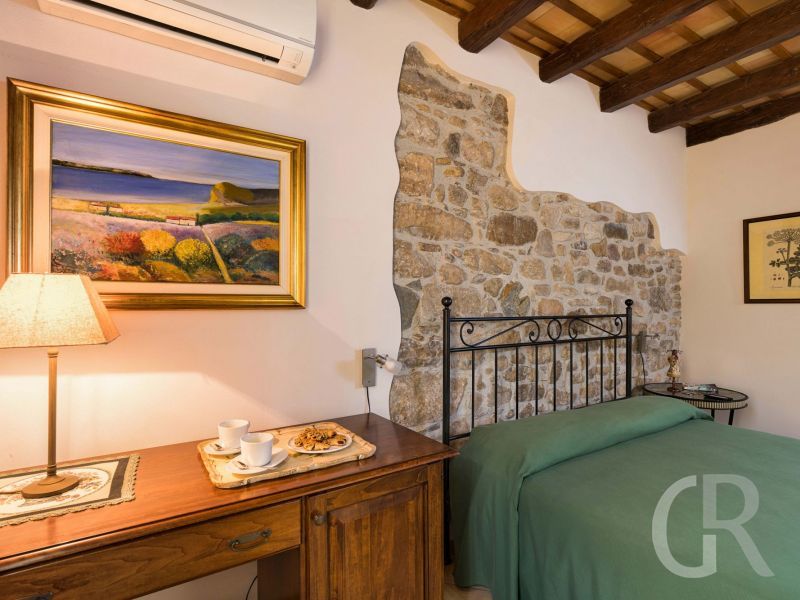 ager-costa-schlfazimmer-mit-bett.jpg