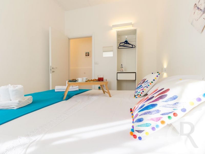 ferienhaus-edone-freundliches-schlafzimmer.jpg