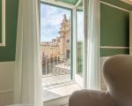 ferienwohnung-ettore-ausgang-auf-den-kleinen-balkon.jpg