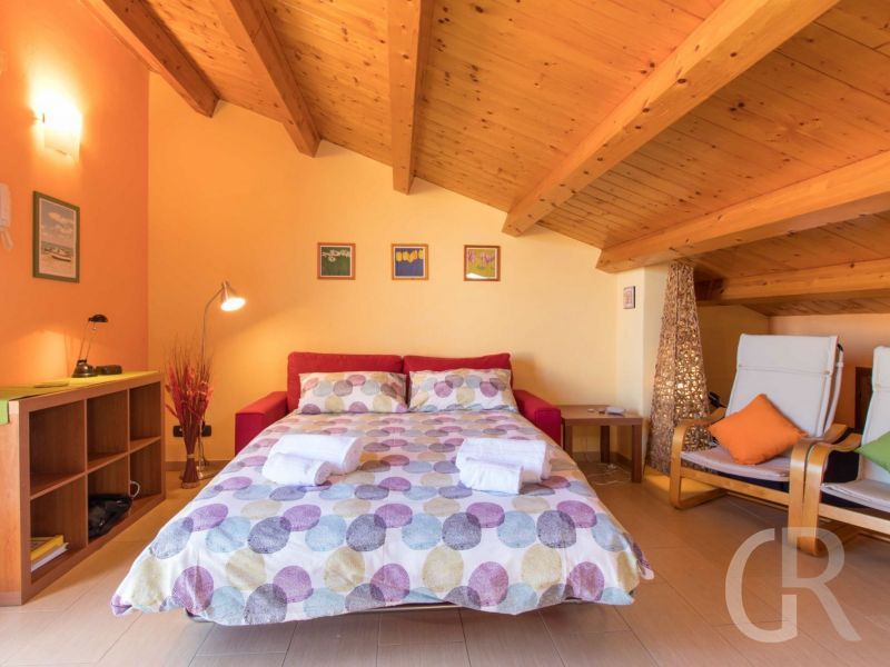 ferienwohnung-gioacchino-grosses-doppelbett.jpg