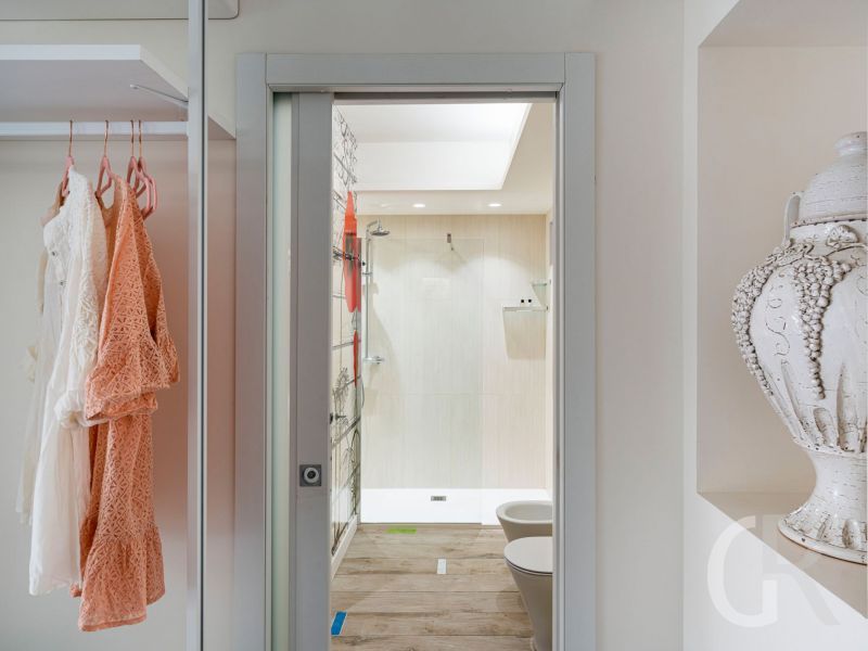 ferienwohnung-peppina-blick-ins-bad.jpg