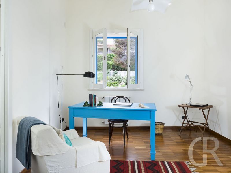 villa-ala-kleiner-schreibtisch.jpg