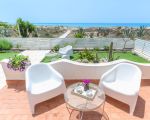 villa-amelia-garten-mit-terrasse.jpg