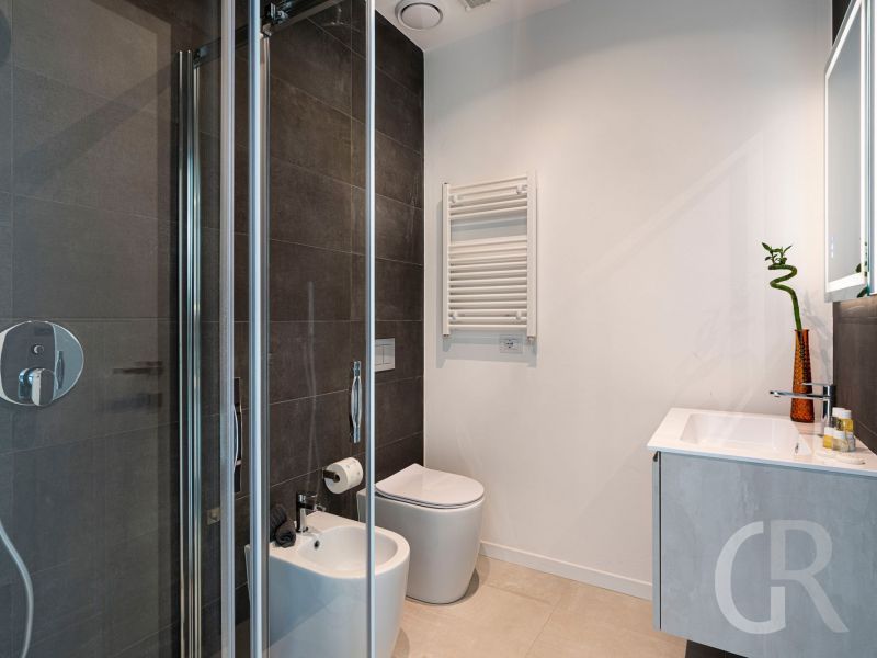 villa-anna-modernes-badezimmer.jpg