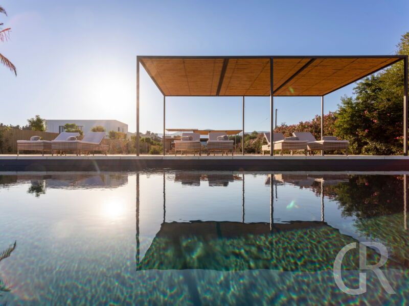 villa-calamare-am-pool.jpg